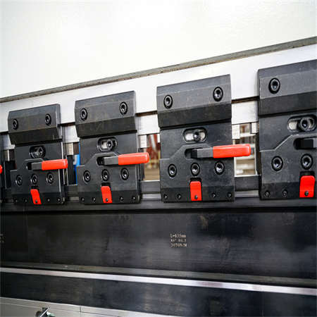 Hidraŭlika 200T/6000 CNC Press Break Delem CNC-Sistemo X, Y1, Y2, R + mana Z-akso kaj kronanta akso V fera fleksilo