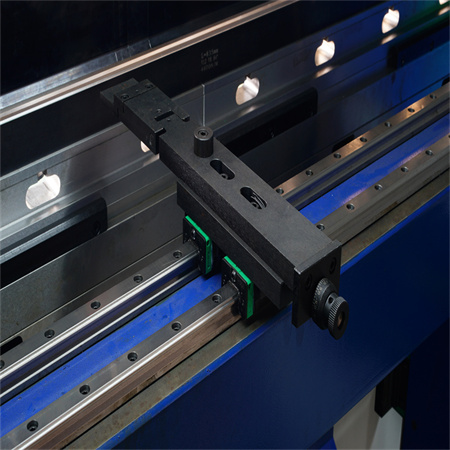 YX Axis Crowning CNC Kontrolo 100 Ton Press Bremso Hidraŭlika Press Bender
