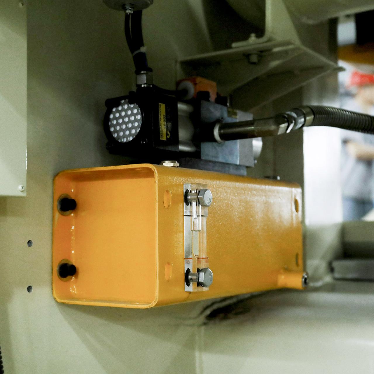 80 Ton Cnc Punching Machine Price C Frame Power Press Malgranda Hidraŭlika Press Machine